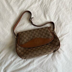 vintage Gucci GG shoulder bag